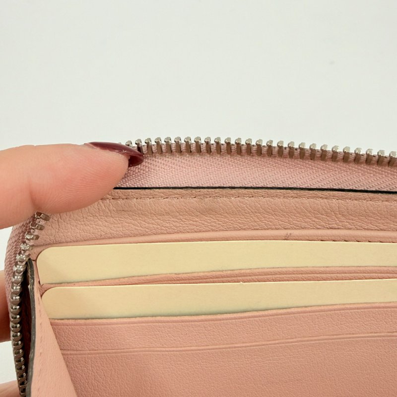 Louis Vuitton - 粉色牛皮雕花簍空Mahina拉鍊長夾-14