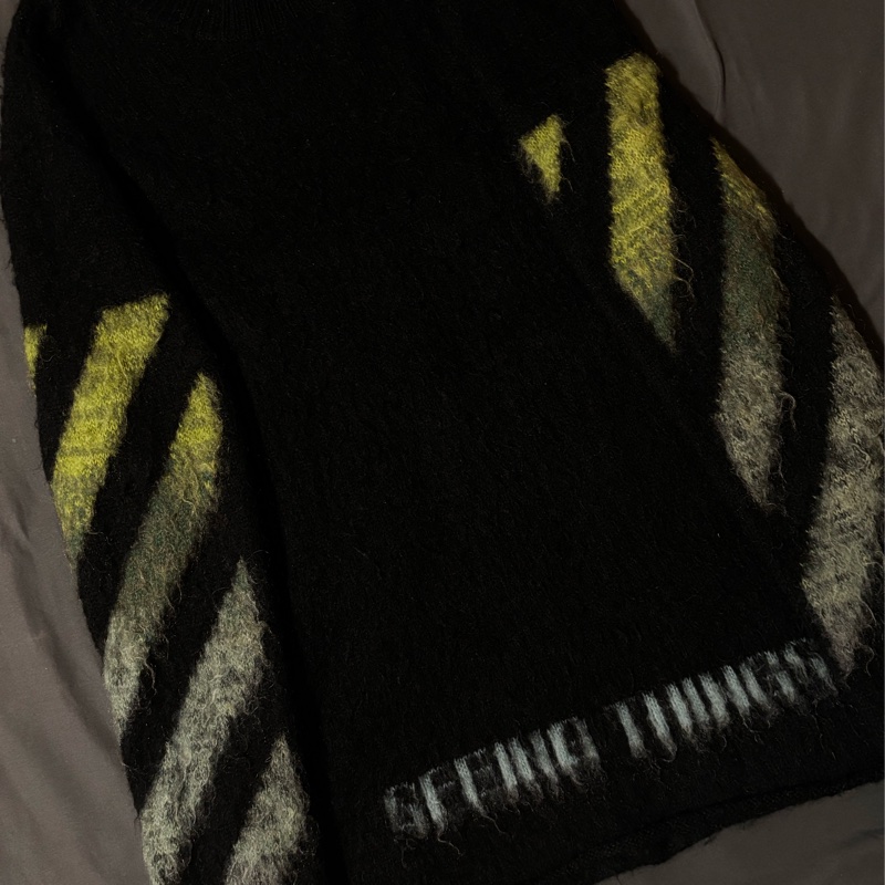 Offwhite 馬海毛衣-0