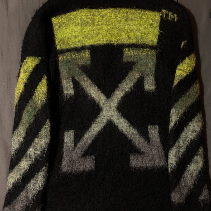 Offwhite 馬海毛衣-1