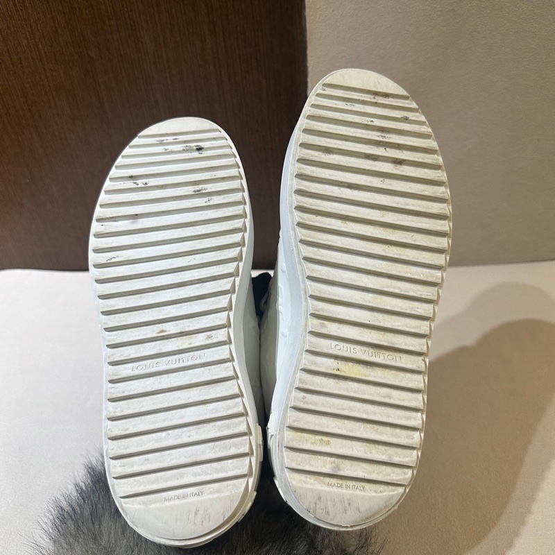 98新 lv 路易威登 白色老花浮雕logo 滿印 time out 系帶 圓頭 老花尾 低幫板鞋 松糕鞋 35.5碼   無附件-6