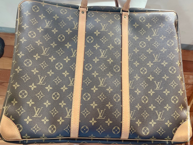 LV 手提行李箱-22