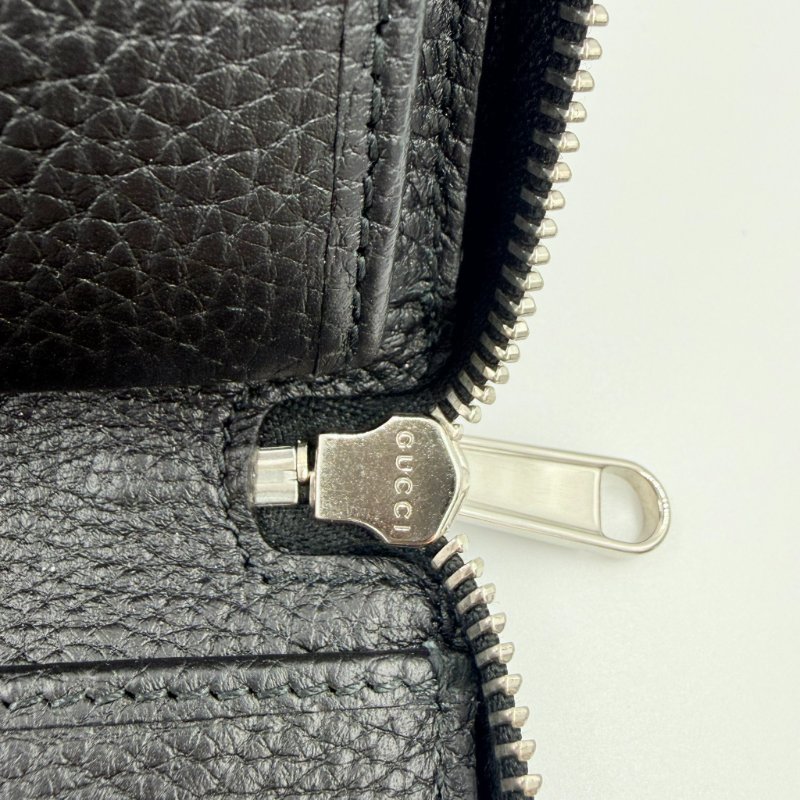 GUCCI - 黑色牛皮GG壓紋拉鍊JUMBO長夾-13