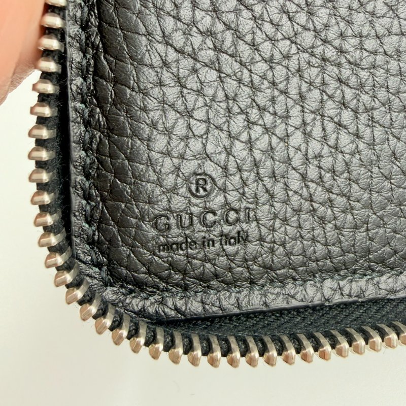 GUCCI - 黑色牛皮GG壓紋拉鍊JUMBO長夾-15