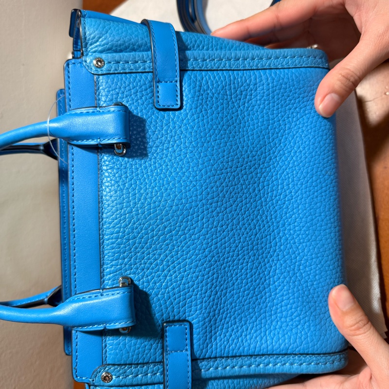 COACH 天空藍/斜背包-6