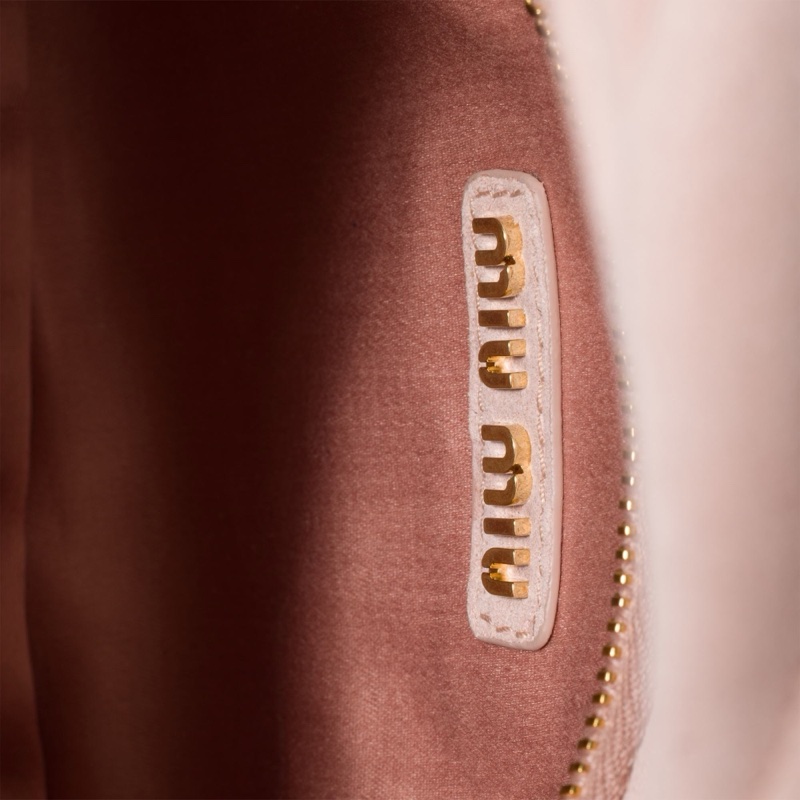 Miu Miu 女士 拉鍊單肩包均碼碼17cm*6cm*20cm-1