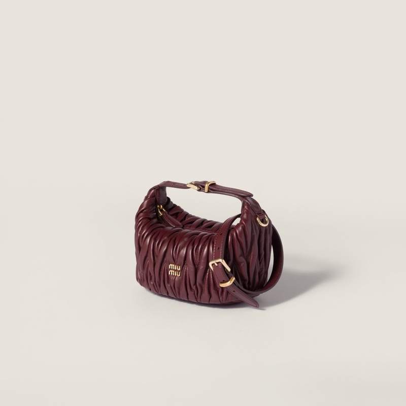 Miu Miu 女士 馬特拉塞凸紋納帕皮手拿包均碼碼15cm*8cm*8.5cm-2