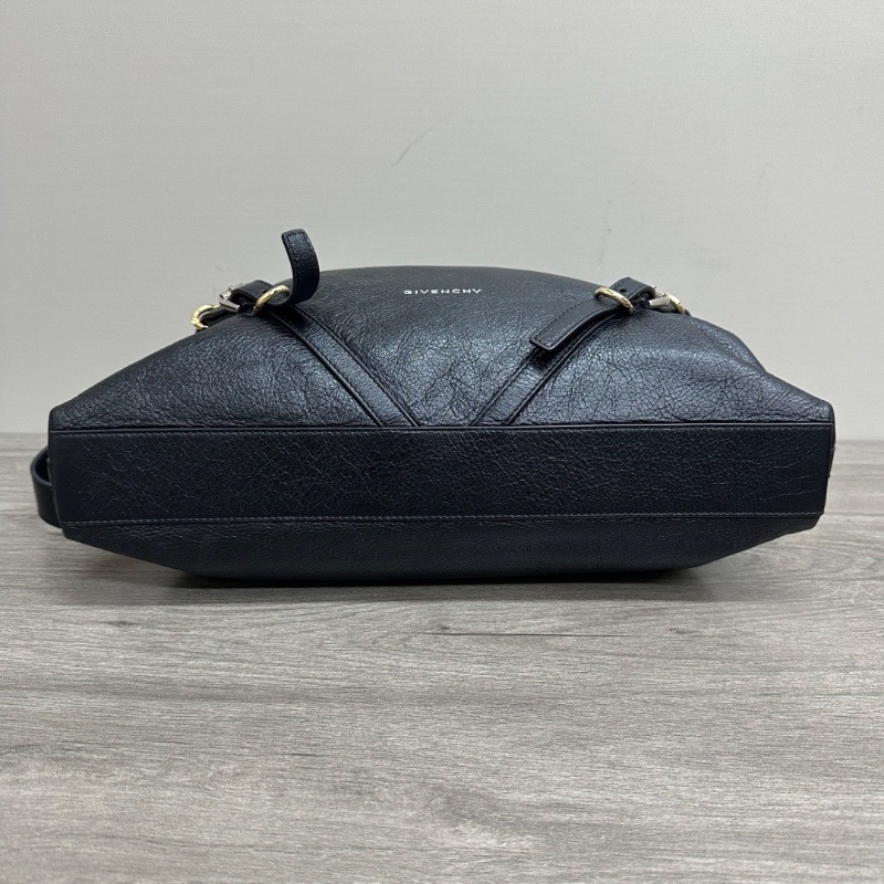 GIVENCHY 黑金Voyou肩背斜背包37*27*5 98新配件塵袋-4