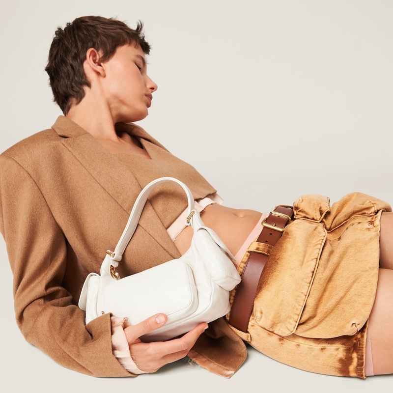 Miu Miu 女士 Pocket Hobo單肩包均碼碼21cm*6cm*12cm-7