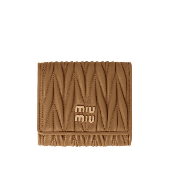 Miu Miu 女士 Matelasse錢包均碼碼10.5cm*9.5cm-0