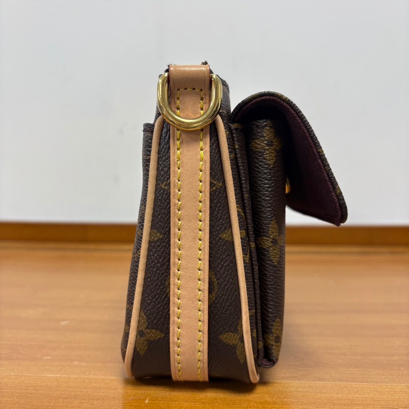 LV 新款小駱駝老花肩背斜背包芯片款25*13 99新配件塵袋-4