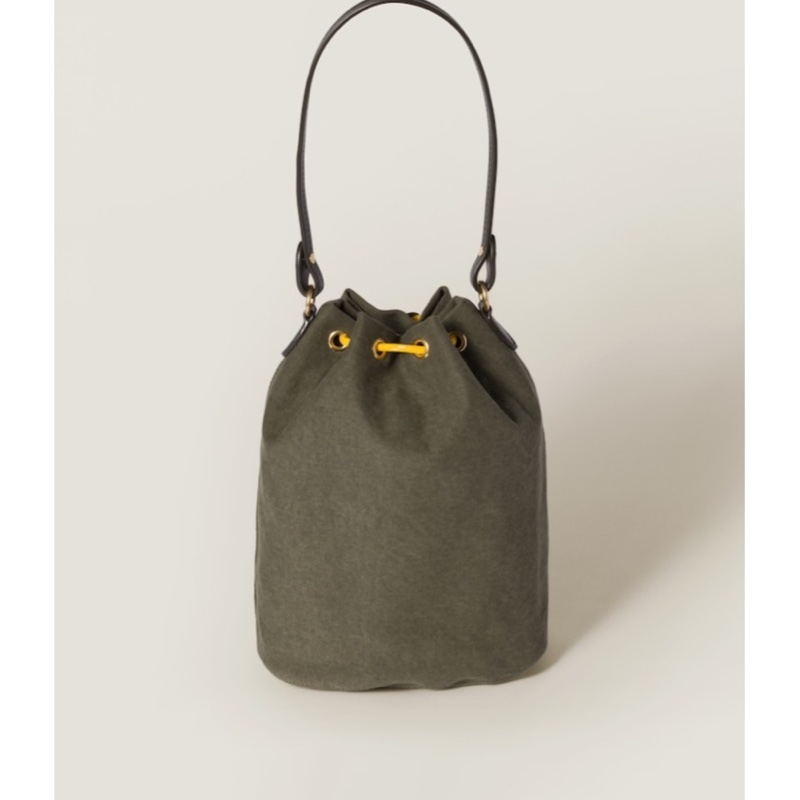 Miu Miu 女士 抽繩手提包均碼碼23cm*10cm*15.5cm-3