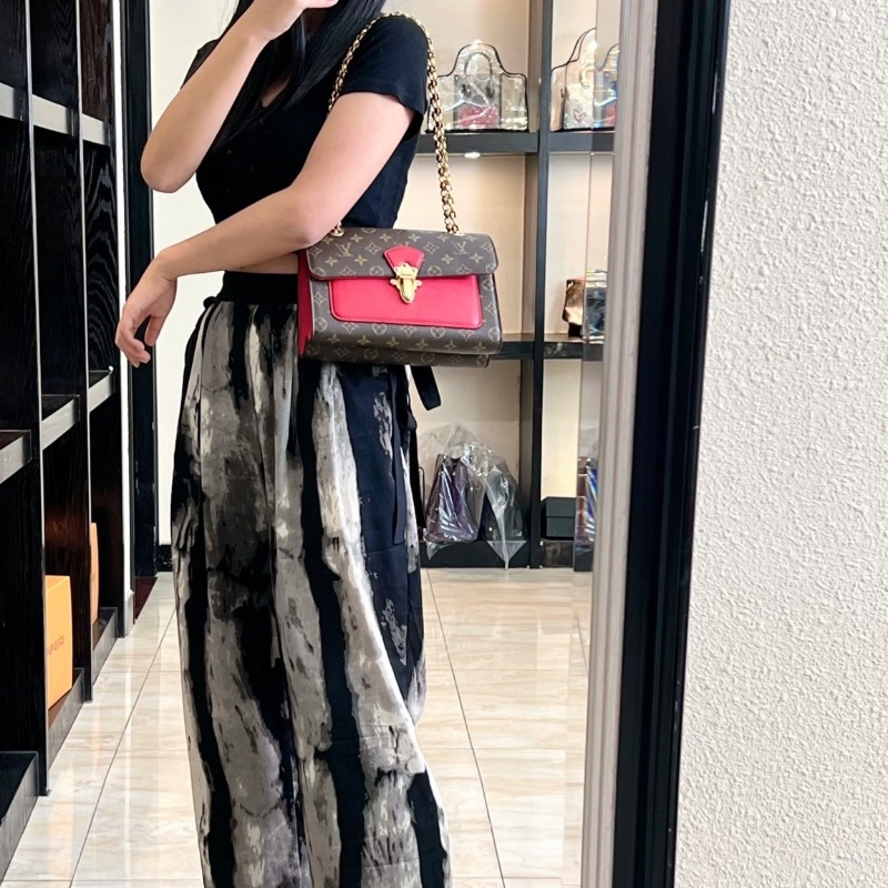 LV老花Victoire維多利亞肩背斜背包芯片款 26*17*10 全新閒置盒子塵袋購證-1