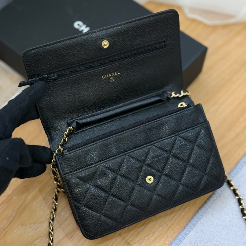 Chanel 黑金荔枝Woc-5