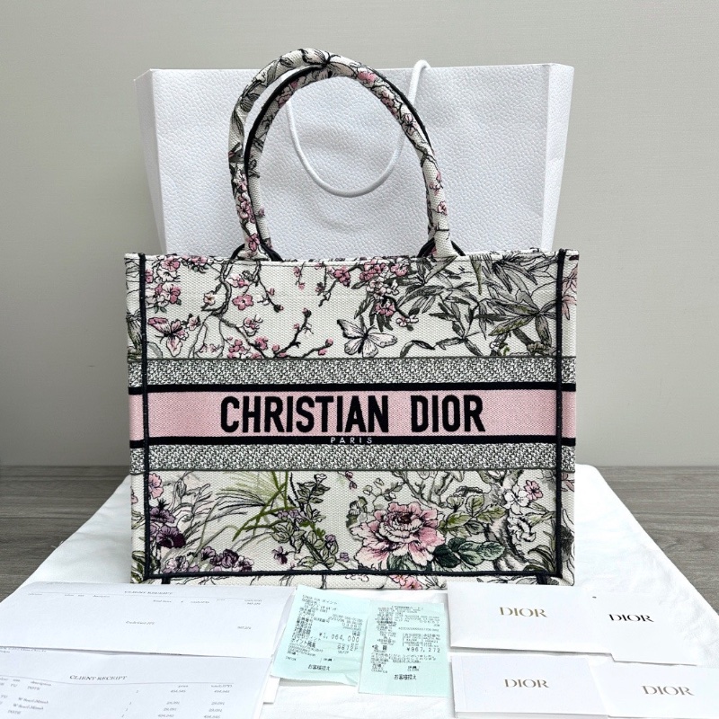 DIOR Book Tote春夏花卉刺繡中號手提托特包 36*27*5*16.5 全新閒置配件塵袋購證-1