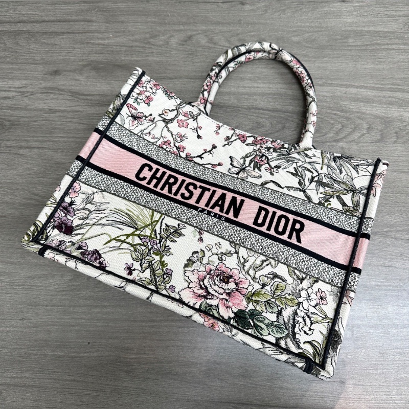 DIOR Book Tote春夏花卉刺繡中號手提托特包 36*27*5*16.5 全新閒置配件塵袋購證-3