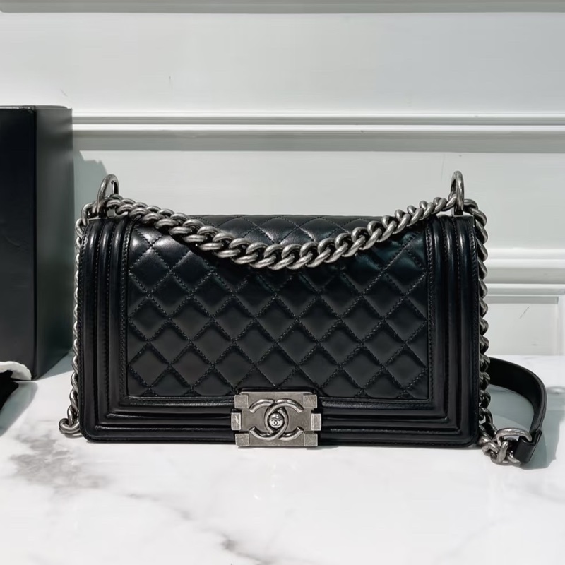 🈶購證 #櫃上在售2️⃣5️⃣萬 #全配割愛💔 香奈兒黑銀leboy25鏈條包 必收經典款🔥-0