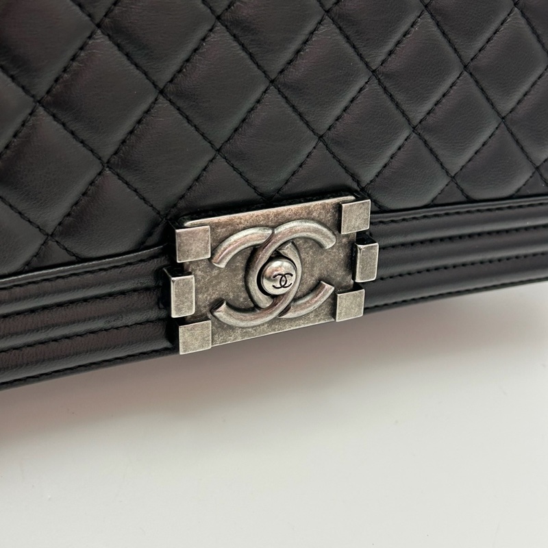 🈶購證 #櫃上在售2️⃣5️⃣萬 #全配割愛💔 香奈兒黑銀leboy25鏈條包 必收經典款🔥-17