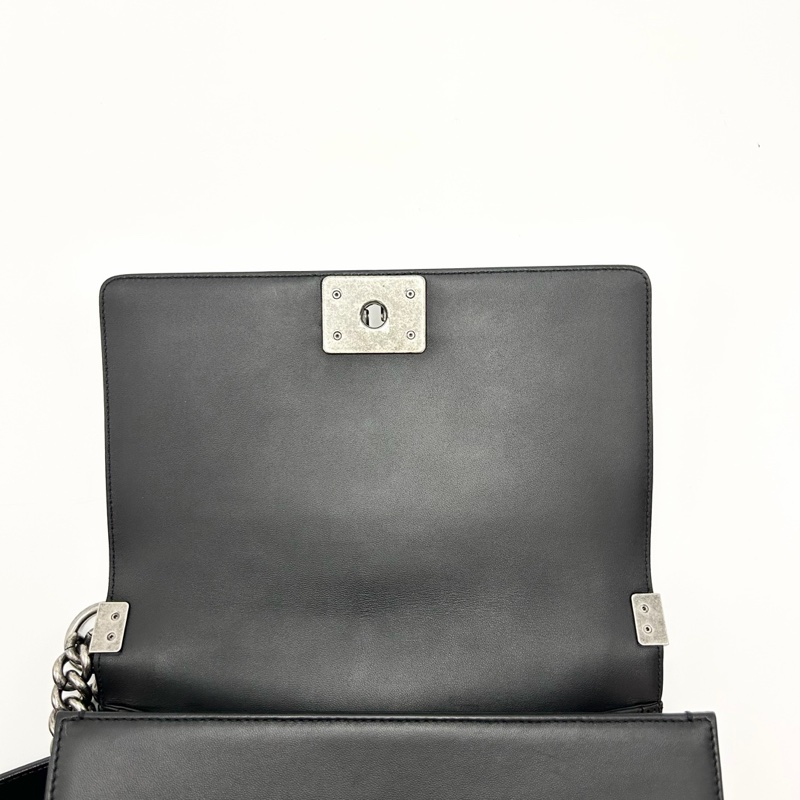 🈶購證 #櫃上在售2️⃣5️⃣萬 #全配割愛💔 香奈兒黑銀leboy25鏈條包 必收經典款🔥-20