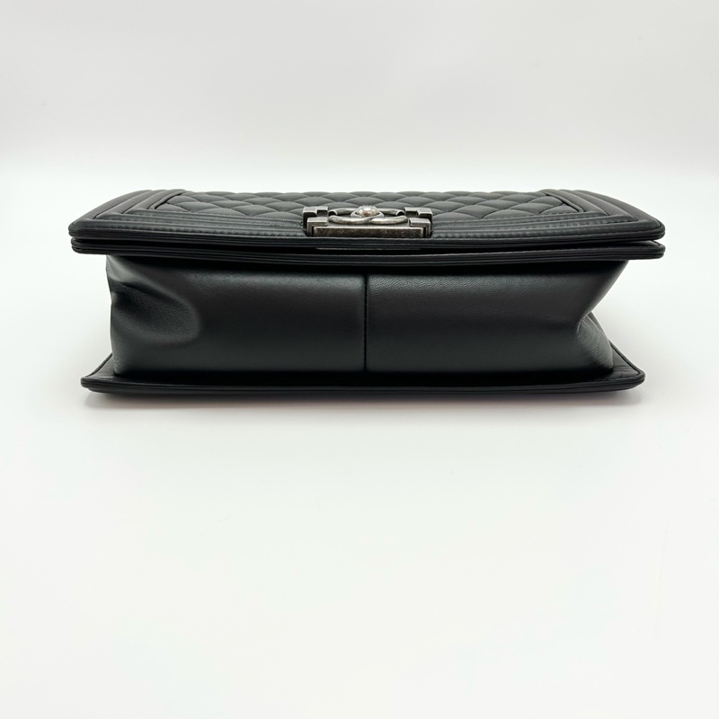 🈶購證 #櫃上在售2️⃣5️⃣萬 #全配割愛💔 香奈兒黑銀leboy25鏈條包 必收經典款🔥-21