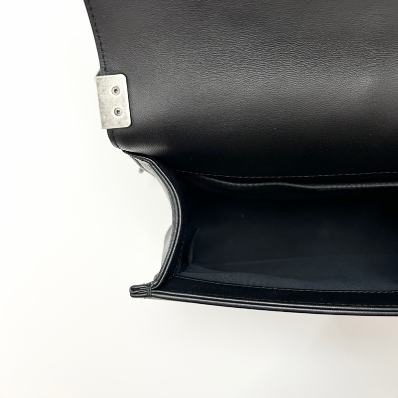 🈶購證 #櫃上在售2️⃣5️⃣萬 #全配割愛💔 香奈兒黑銀leboy25鏈條包 必收經典款🔥-22