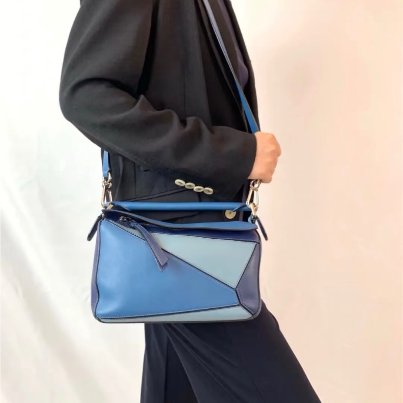 LOEWE 藍色拼色金扣Puzzle小號肩背斜背包24.5*16*10 98新配件塵袋-0