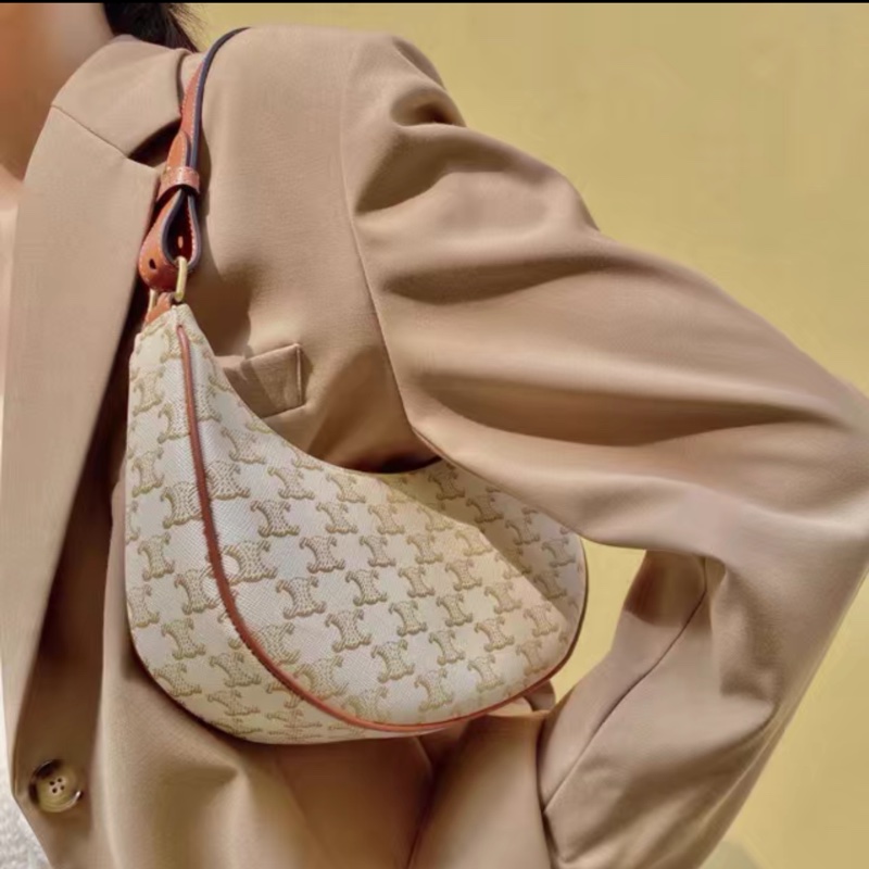 🈶購證 #全網最低💰 #白色情人節 Celine Ava白凱旋門腋下肩背包-13