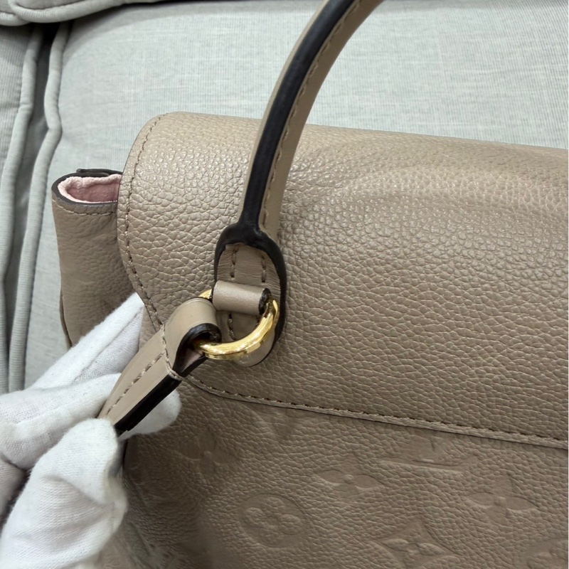 LV M45410 Montsouris 壓花牛皮後背包（斑鳩灰)-51