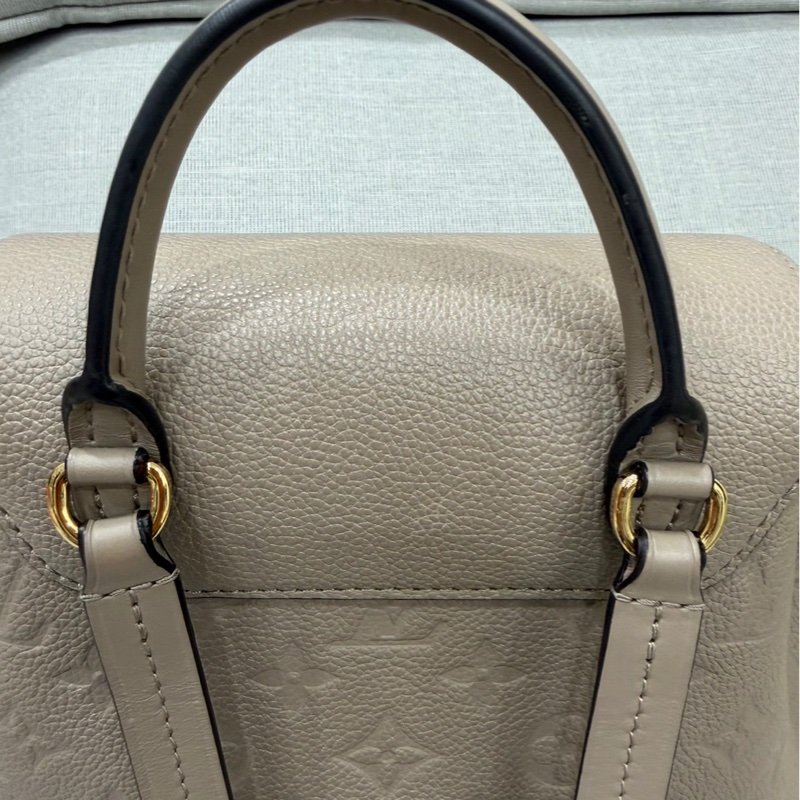 LV M45410 Montsouris 壓花牛皮後背包（斑鳩灰)-52