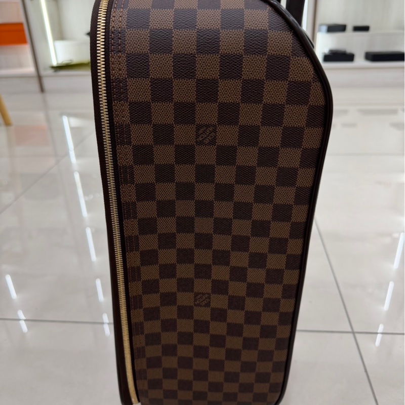Lv棋盤格行李箱-3