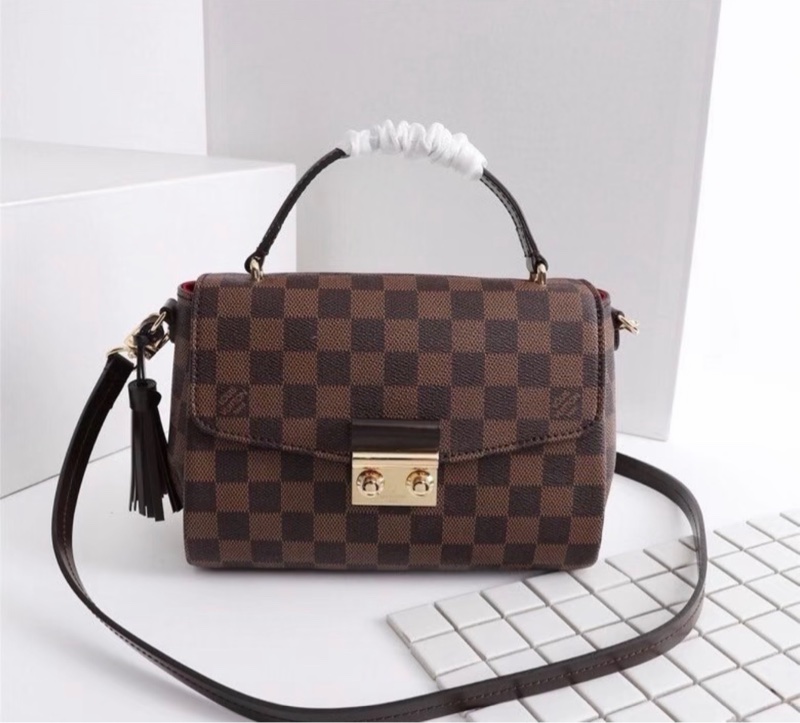 「JL精品代購」極新 LV 棋盤格 corisette 郵差肩背包-0