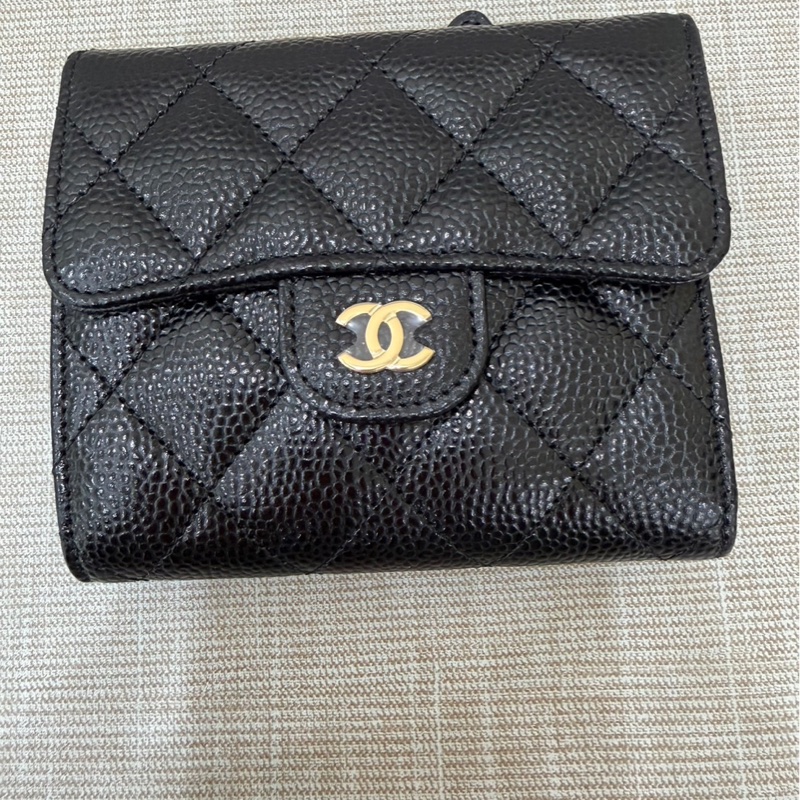 香奈兒Chanel 經典荔枝牛皮三折短夾-2