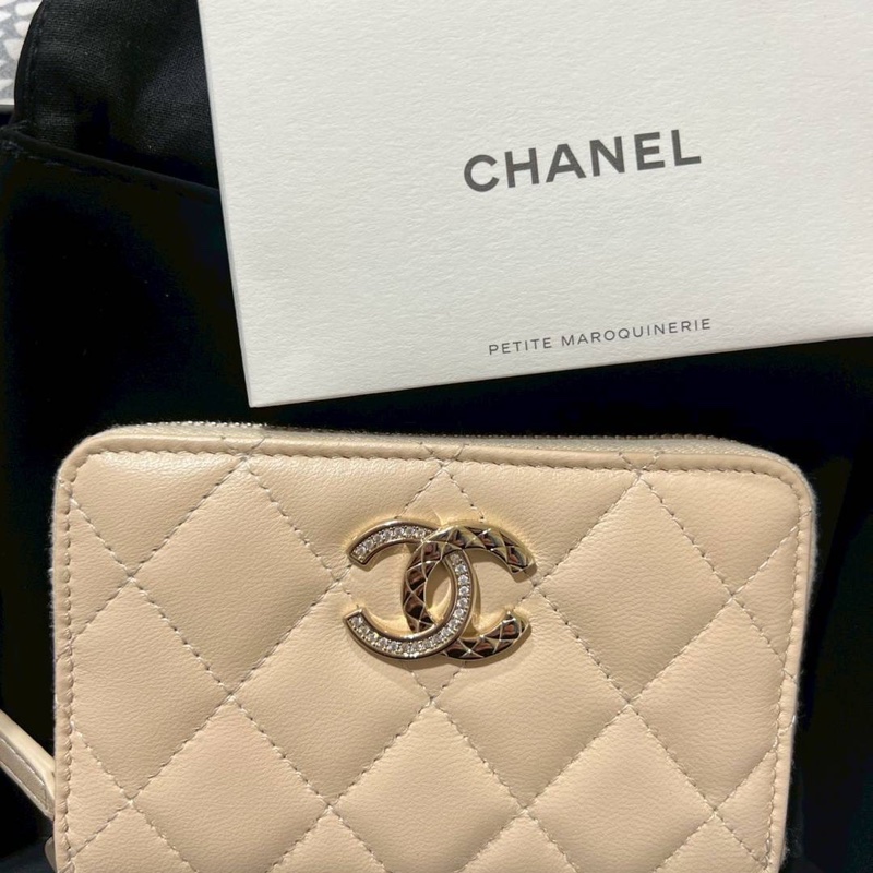 chanel 香奈兒 米色 水鑽 卡夾 卡包 零錢包 錢包 皮夾 短夾 ㄇ字拉 ㄇ拉-4