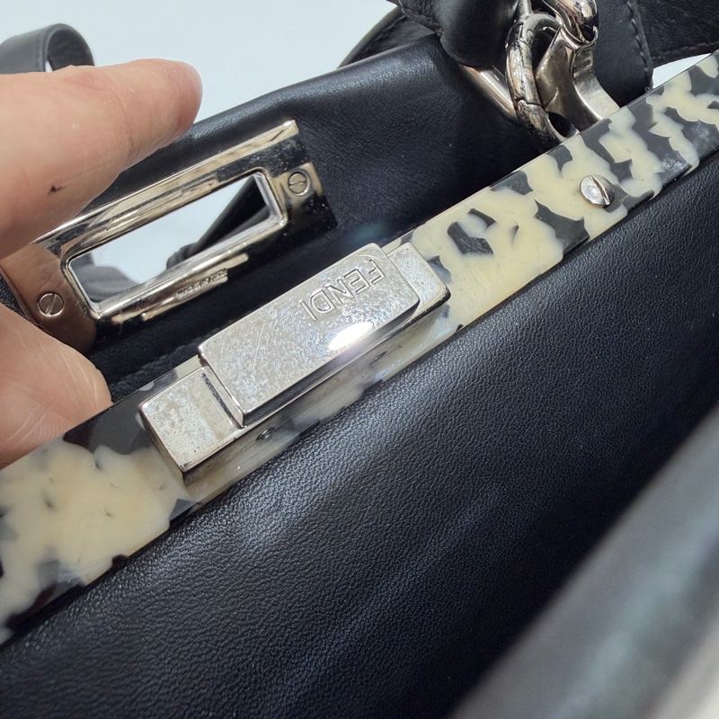 FENDI 芬迪 Peekaboo 黑色 斑馬紋 肩背包 斜背包 手提包 側背包-46