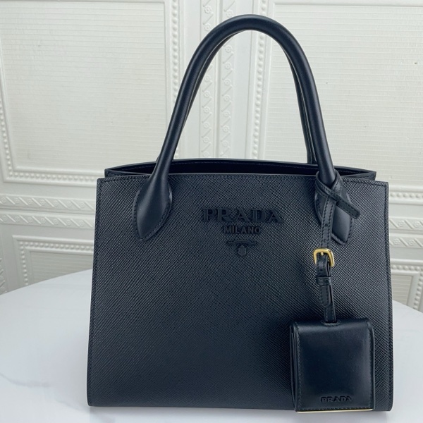 99新Prada普拉達 Prada Monochrome系列黑色單肩包、尺寸： 26*19*13、新款寬肩-6