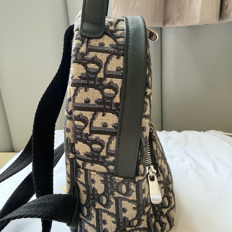 Dior 小後背包 二手-28