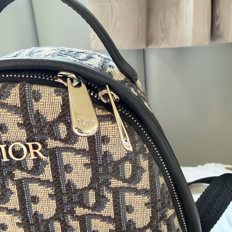 Dior 小後背包 二手-31
