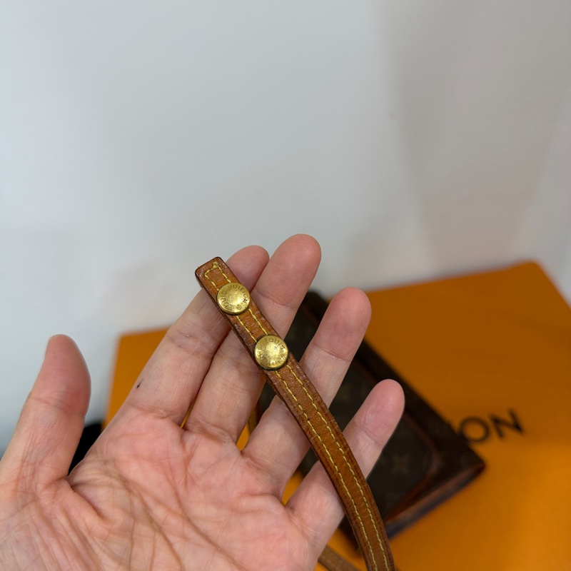 LV 路易威登 老花 信封包 腋下包 斜背包 肩背包 側背包 手提包-23