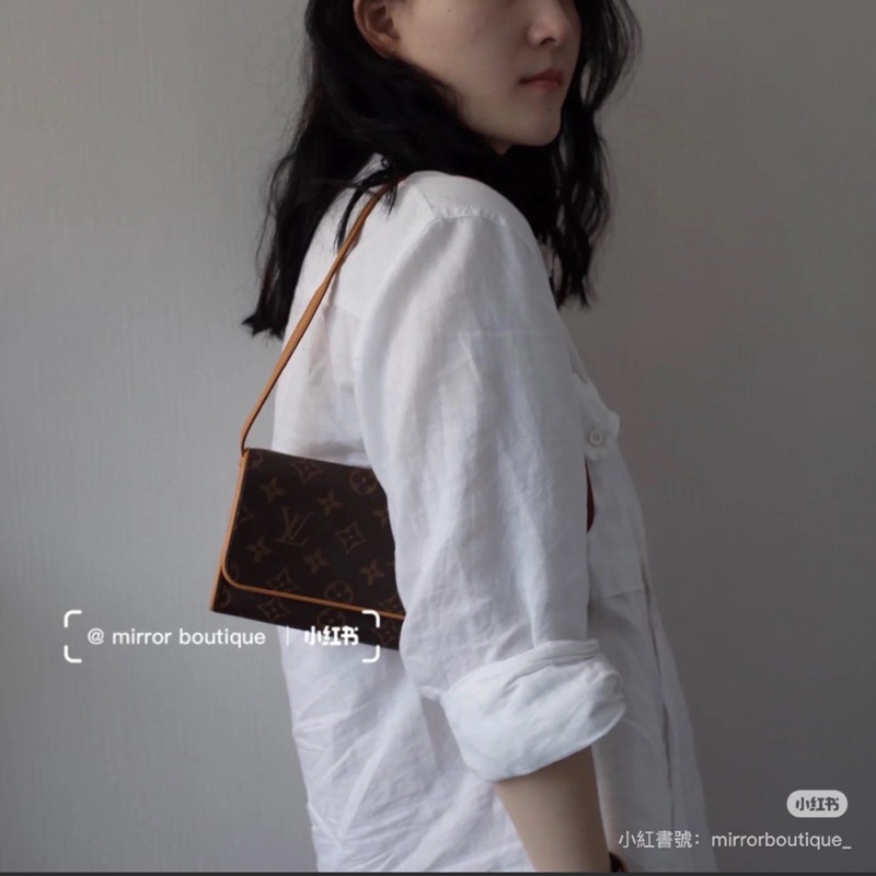 LV 路易威登 老花 信封包 腋下包 斜背包 肩背包 側背包 手提包-31