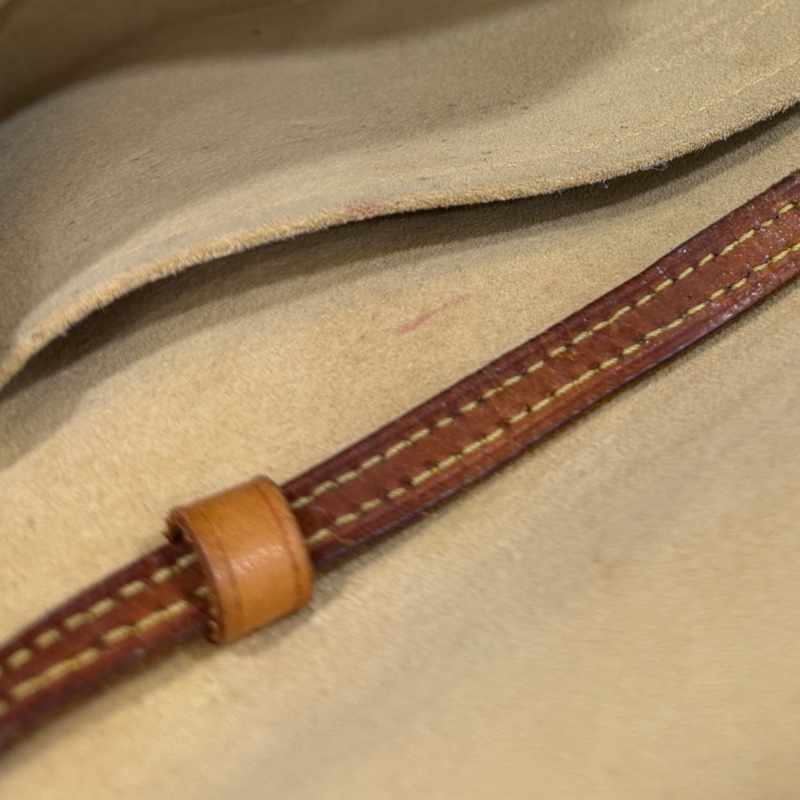 LV 路易威登 老花 信封包 腋下包 斜背包 肩背包 側背包 手提包-43