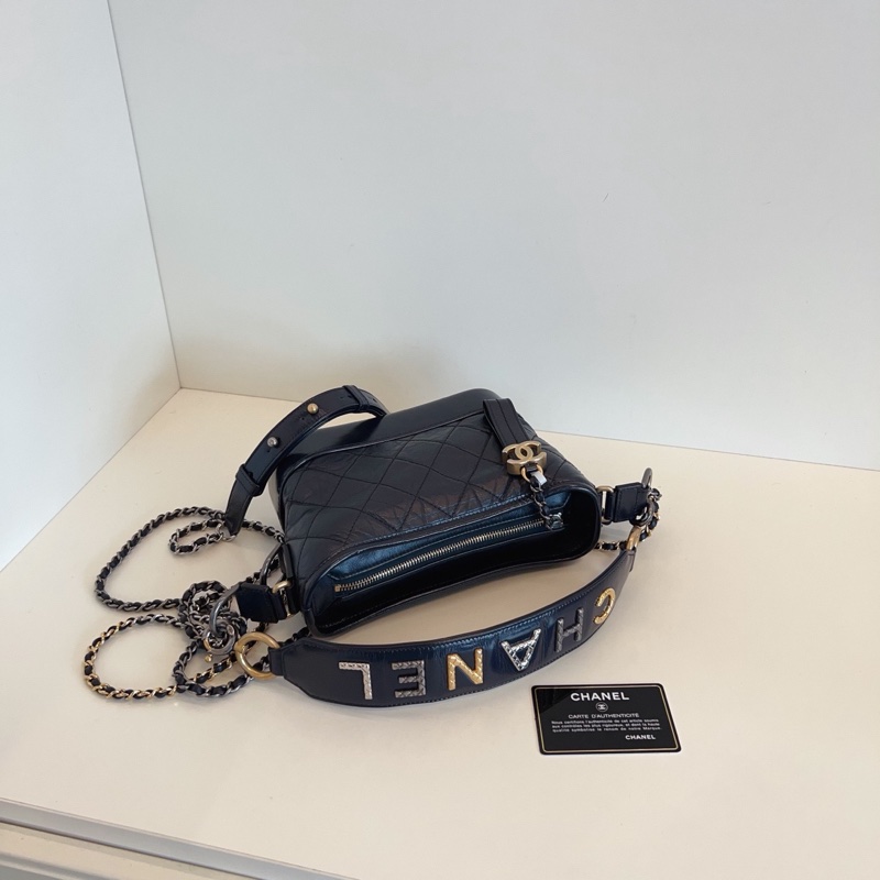 ✨Chanel 海軍藍雕花手柄流浪包 有保卡💙-5