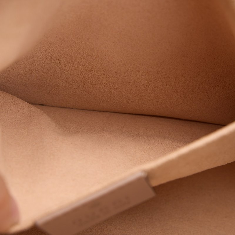 二手Gucci marmont 24 相機包/奶茶色-16