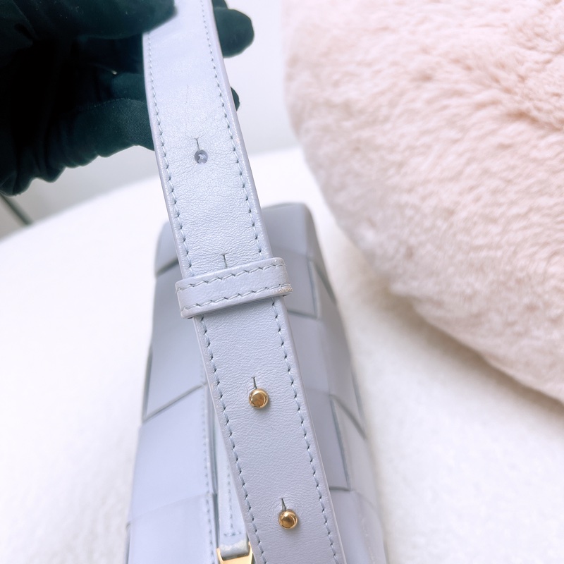 Bv brick cassette 淺紫編織格腋下包-9