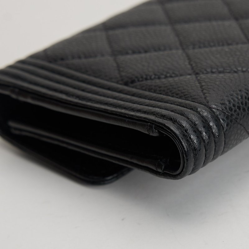 二手Chanel boy 黑金荔枝牛三折中夾-8