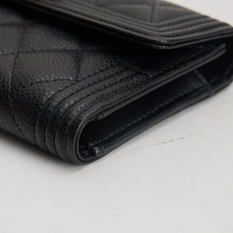 二手Chanel boy 黑金荔枝牛三折中夾-12