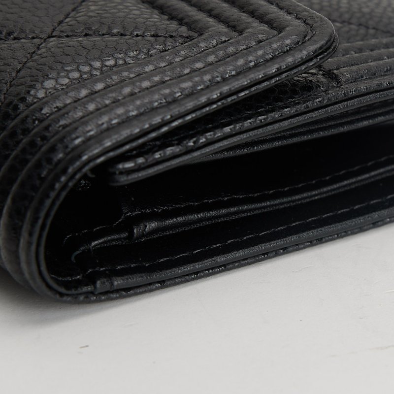 二手Chanel boy 黑金荔枝牛三折中夾-14