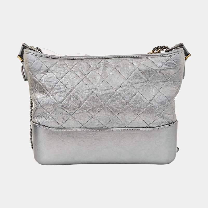 CHANEL GABRIELLE中號銀色牛皮菱格紋絎縫流浪包單肩包手提包金色釘色五金23開可拆卸肩帶-4