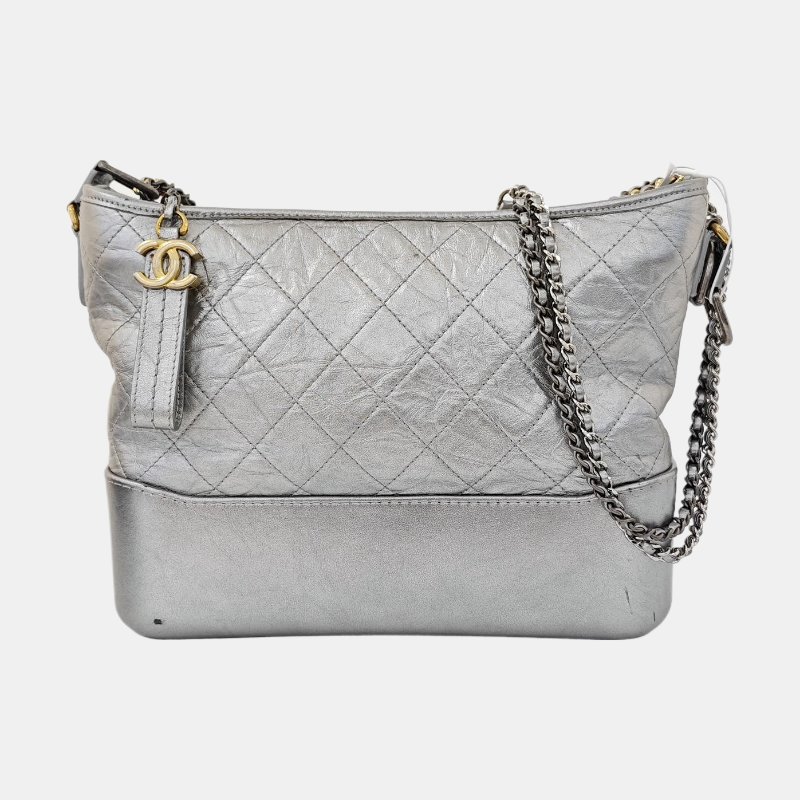 CHANEL GABRIELLE中號銀色牛皮菱格紋絎縫流浪包單肩包手提包金色釘色五金23開可拆卸肩帶-7