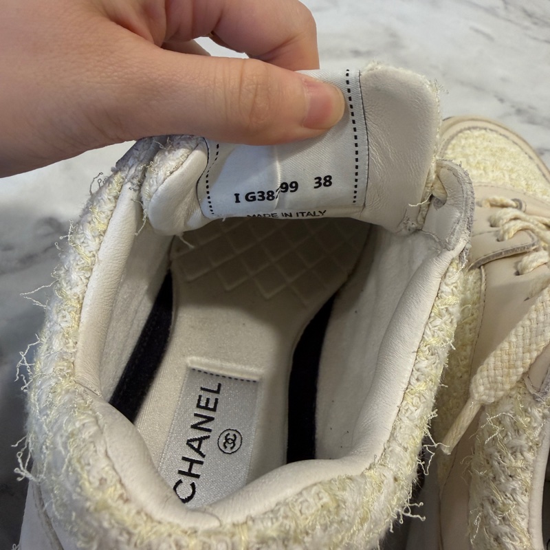 Chanel 鵝黃毛呢米色麂皮運動鞋-13