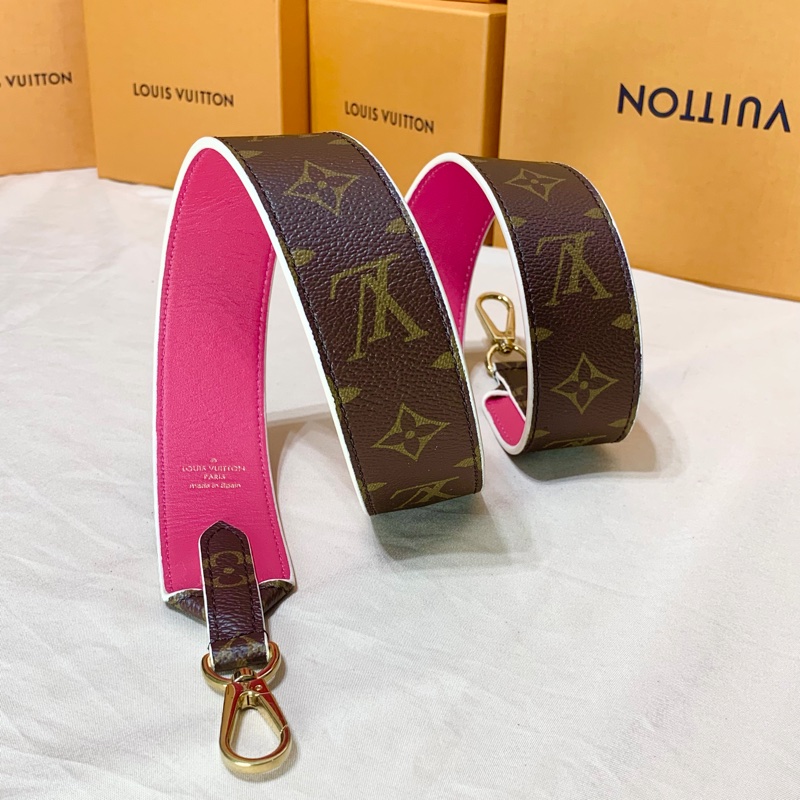 ‼️全台最甜 近新閒置 LV 路易威登 Louis Vuitton 老花桃紅雙面用寬背帶/肩帶-0