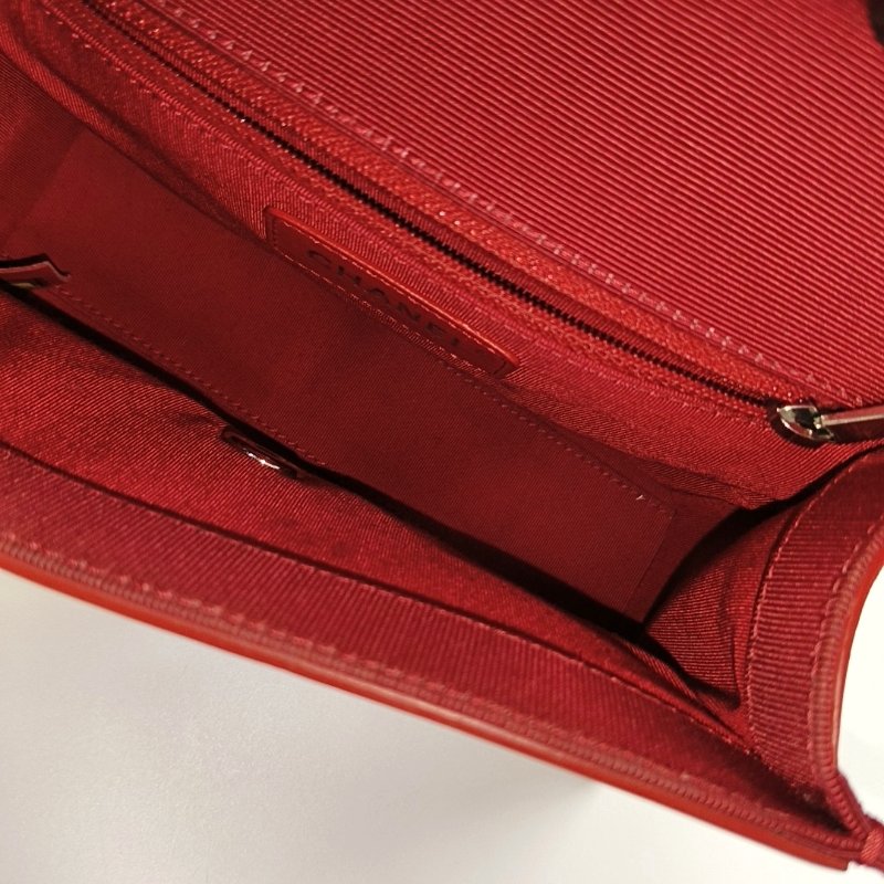 CHANEL紅色牛皮菱格紋絎縫單肩包金色五金25開-6